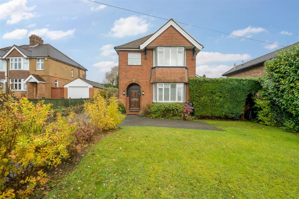 Crowborough Hill, Crowborough 3 bed house for sale £525,000