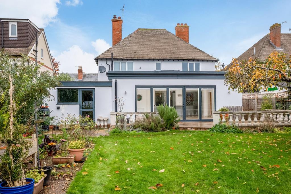 Shottery Road, Stratford upon Avon 4 bed detached house for sale £750,000