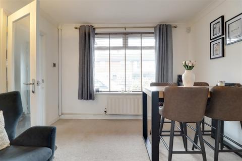24 Beacon Close, Hessle, HU13 0DX