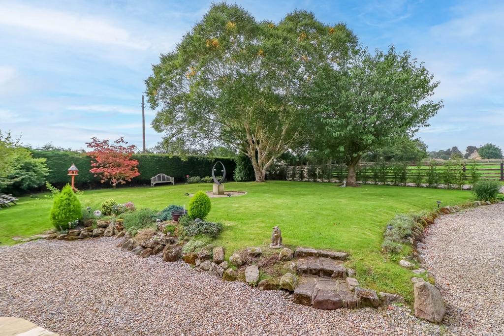 High Birstwith, Harrogate 5 bed link detached house for sale £950,000
