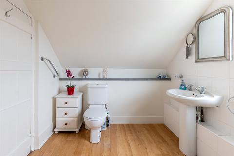 39a Holland Road, Oxted, RH8 9AU