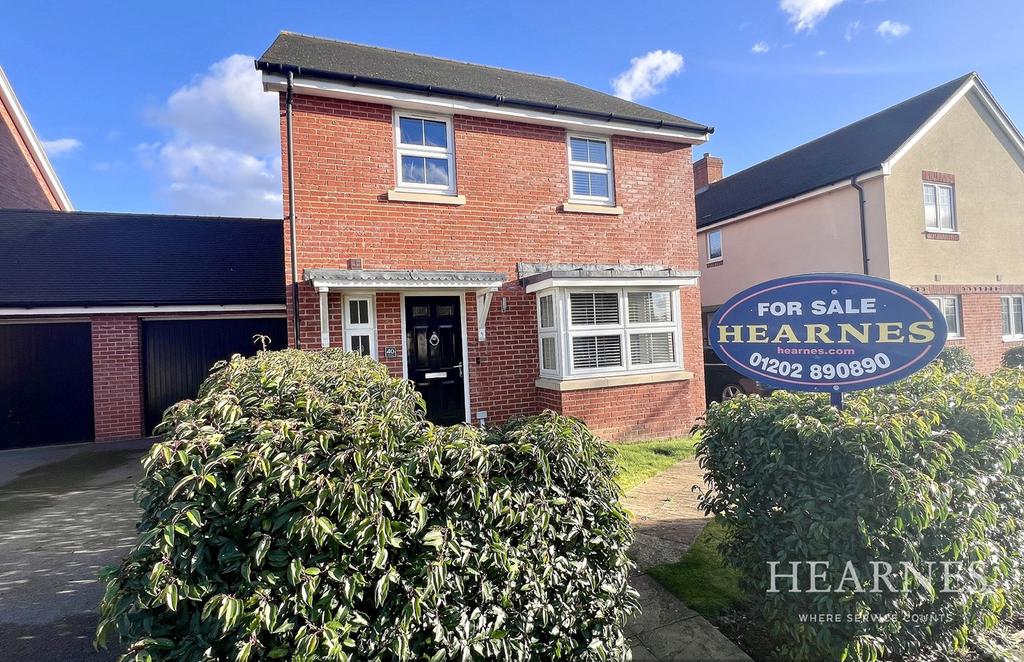 Paddocks Way, Ferndown, BH22 4 bed detached house for sale £500,000