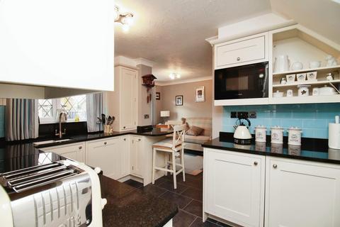 3 bedroom house for sale - Coppice Road, Solihull