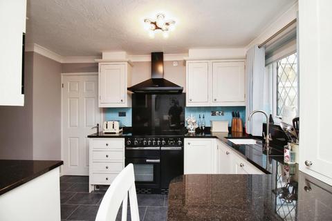 45 Coppice Road, Solihull, B92 9JY