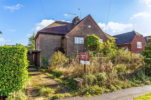 2 bedroom semi-detached house for sale - Chalkpit Lane, Oxted