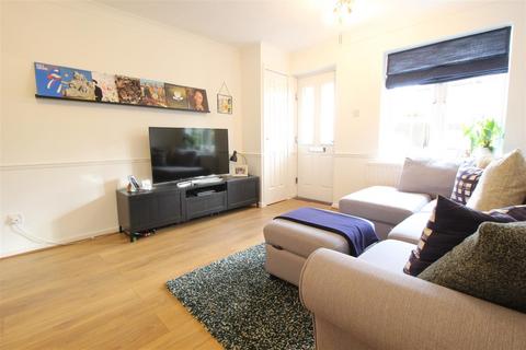 43 Badgers Close, Hertford, SG13 7UU