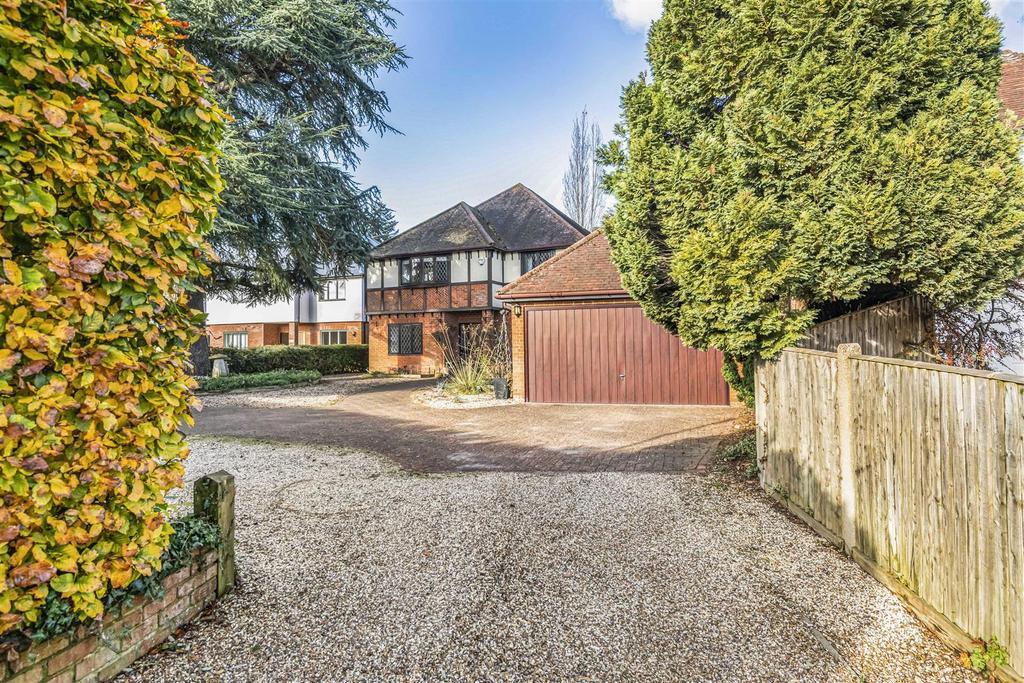 St. Andrews Road, HenleyOnThames RG9 4 bed detached house for sale