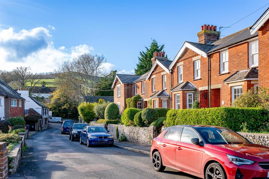 Church Street, Willingdon Village, Eastbourne 2 bed terraced house for