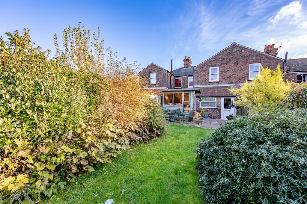 Church Street, Willingdon Village... 2 bed terraced house for sale £