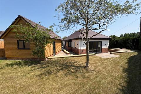 undefined, Blackminster, Evesham