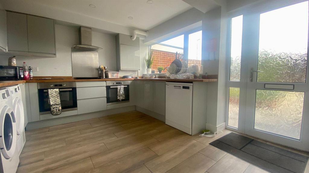 295221534 961352071252449 4805933303409662165 n.jp