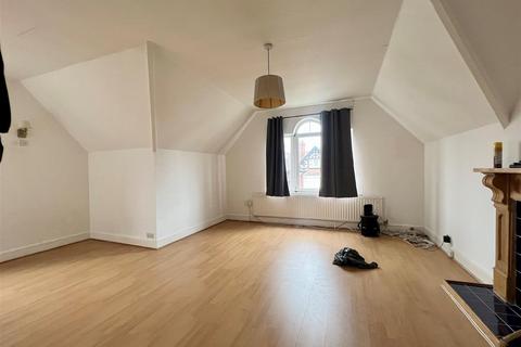 3 bedroom apartment to rent - Helena Road, Southsea