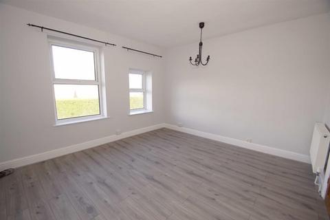 2 bedroom terraced house to rent - Holywell Lane, Shadwell