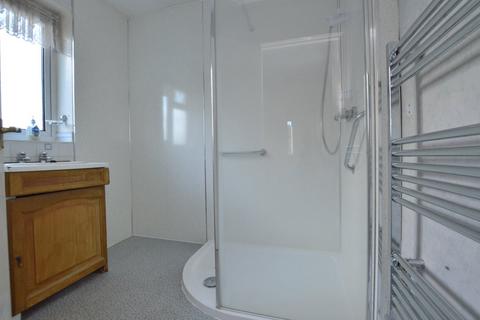 6 Friars Close, Cheltenham, GL51 3DU