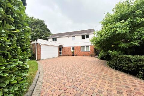 5 Eastmere, Swindon, SN3 6JY