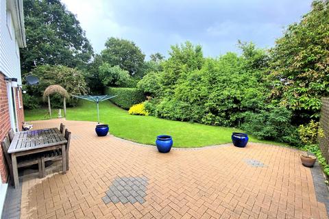 5 Eastmere, Swindon, SN3 6JY