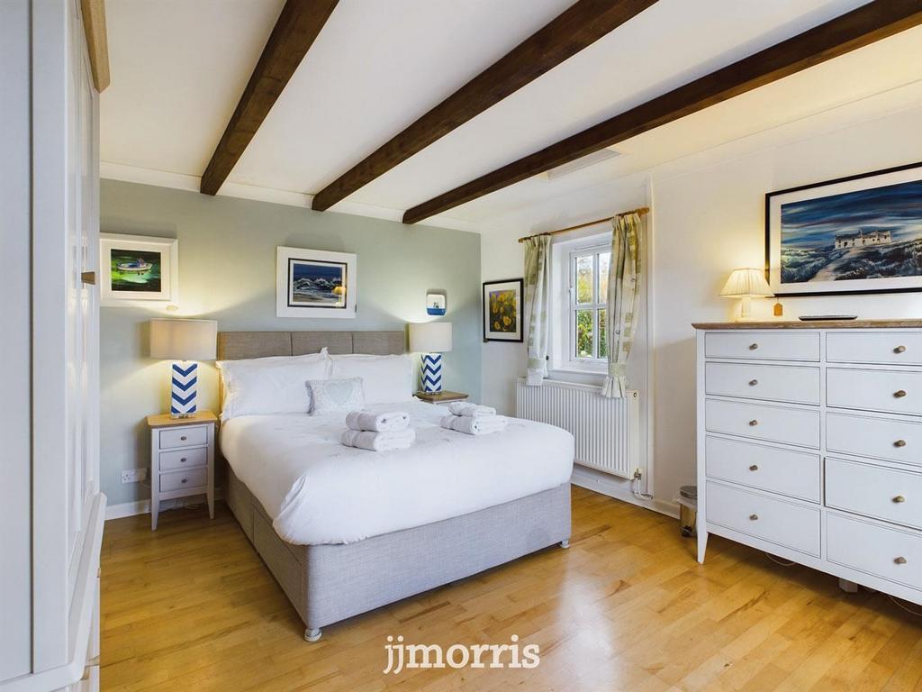 Cottage Bedroom