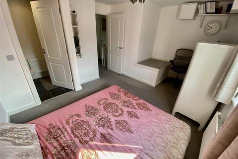 7 Austin Road, Eastleaze, Swindon, SN5 7FT