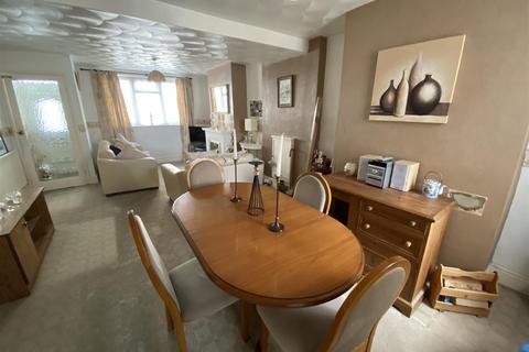 8 Percy Street, Swindon, SN2 2AZ