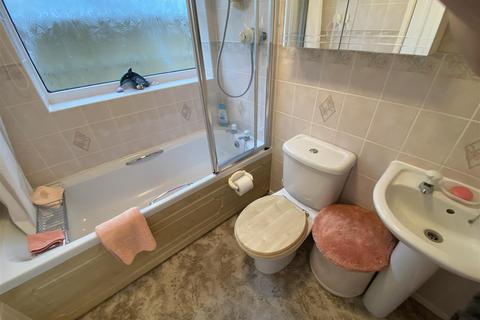 16 Heronscroft, Swindon, SN3 5AP