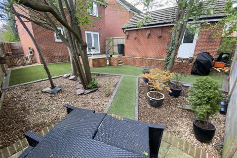 32 Austin Road, Eastleaze, Swindon, SN5 7FT