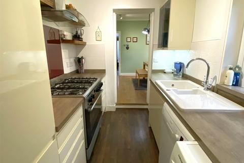 15 Clive Road, Rochester, ME1 3BZ