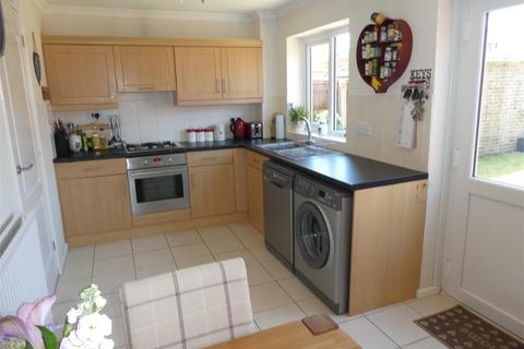 16 Tryon Close, Swindon, SN3 6HG