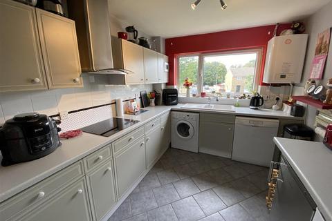 14 Arnfield Moor, Swindon, SN3 6LR