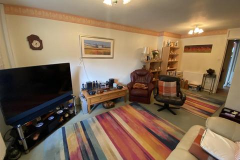 14 Arnfield Moor, Swindon, SN3 6LR