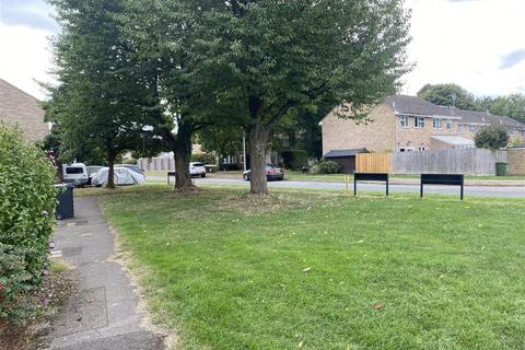 14 Arnfield Moor, Swindon, SN3 6LR