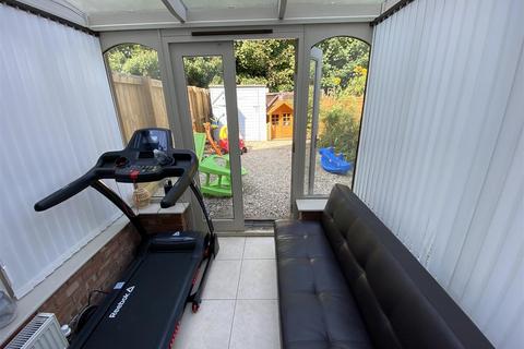 5 Springfield Road, Swindon, SN1 4EP