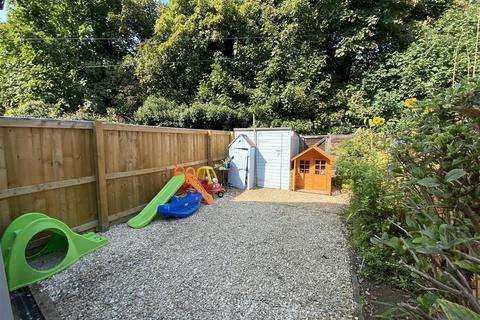 5 Springfield Road, Swindon, SN1 4EP