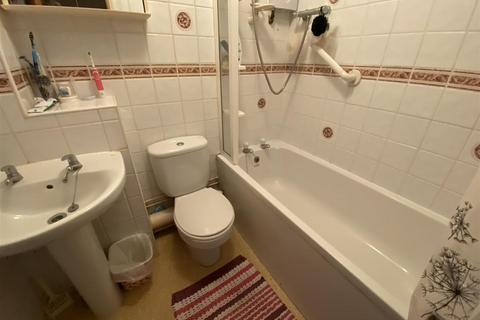 29 Castleton Road, Middleleaze, Swindon, SN5 5GE