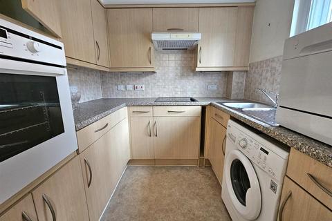 1 bedroom flat for sale - Daffodil Court, Newent