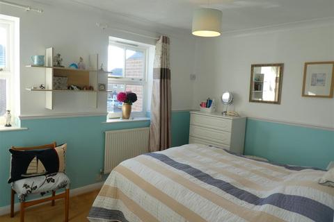 71 Pasture Close, Swindon, SN2 2UJ
