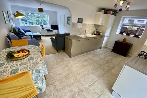 29 Bankside, Swindon, SN1 4JZ