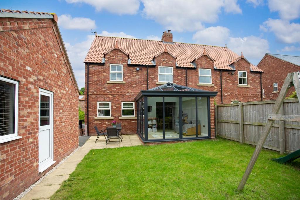 Scrayingham, York 4 bed semidetached house for sale £400,000