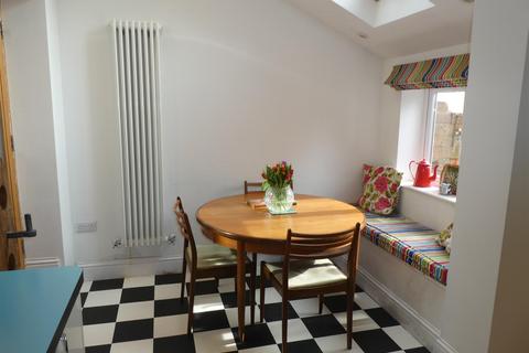 12 Lethbridge Road, Swindon, SN1 4BY