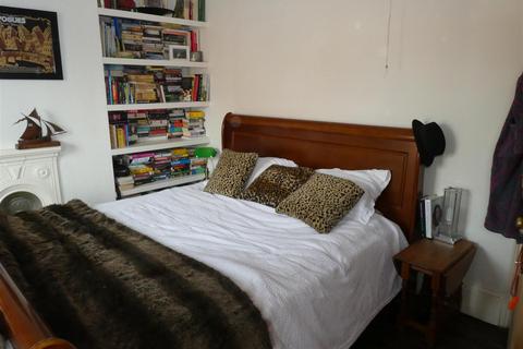 12 Lethbridge Road, Swindon, SN1 4BY