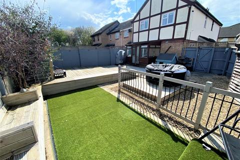 28 Wagtail Close, Swindon, SN3 5BL