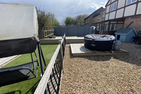 28 Wagtail Close, Swindon, SN3 5BL