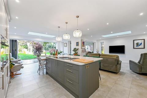 5 bedroom detached house for sale, Catherington, Hampshire