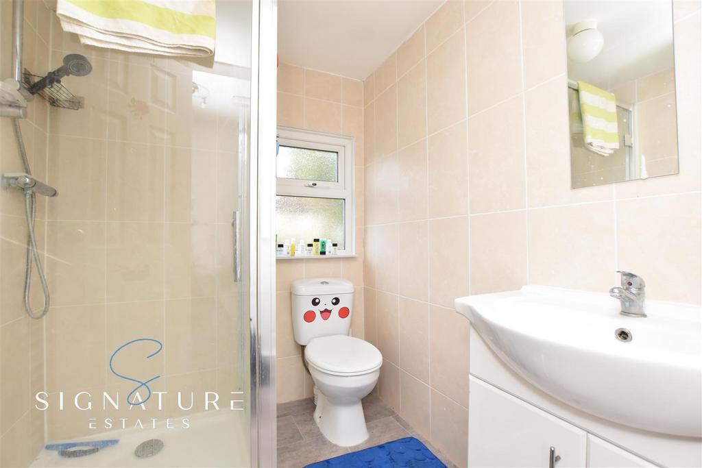 Bathroom (8).jpg