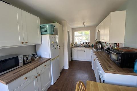 27 Bellver, Toothill, Swindon, SN5 8JU