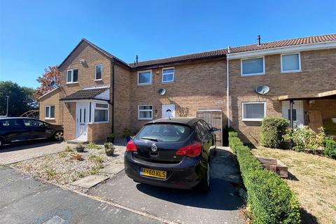 27 Bellver, Toothill, Swindon, SN5 8JU