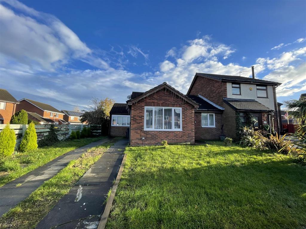 Carlton Close, Ouston, Chester Le Street 3 bed bungalow for sale £160,000