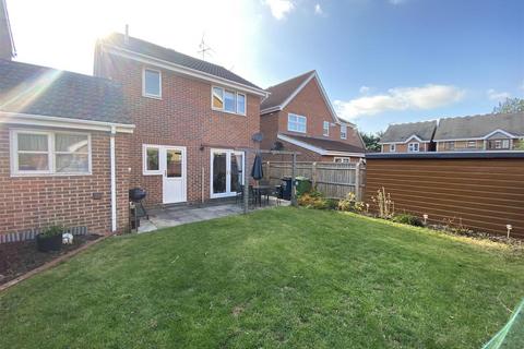 55 Primrose Close, Swindon, SN25 1QY