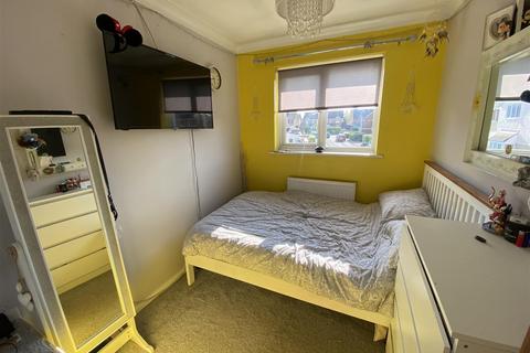 55 Primrose Close, Swindon, SN25 1QY