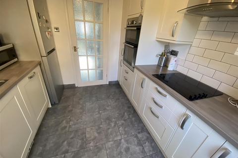 55 Primrose Close, Swindon, SN25 1QY