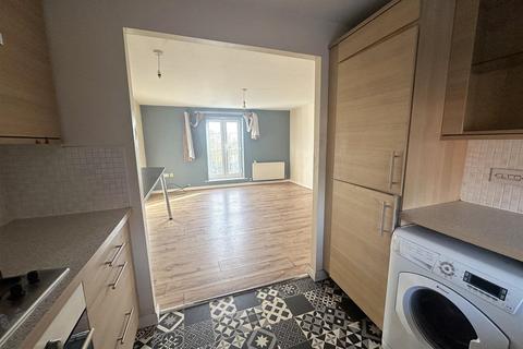 2 bedroom flat for sale, Flatts Lane, Calverton, Nottingham